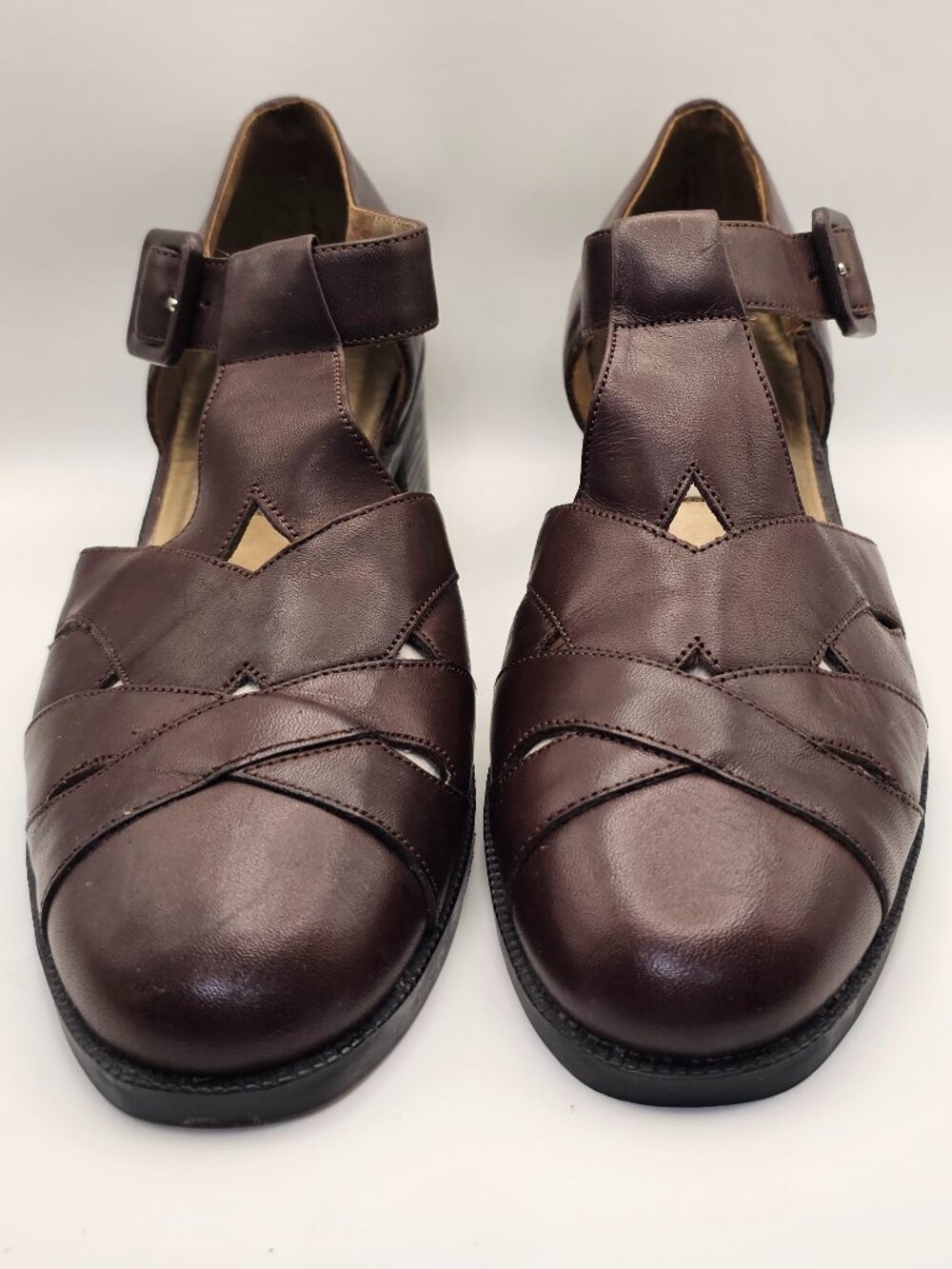 Nicole “Jillian” Dark Brown Leather T‑Strap Woven Pumps – Size 8M, Vintage - Picture 2 of 8